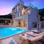 Bianka Sveta Nedelja (Hvar)