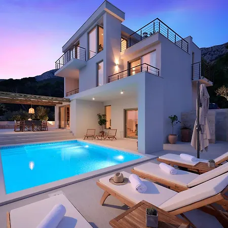 Bianka Sveta Nedelja (Hvar)